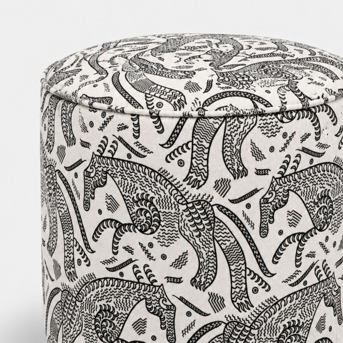 Regent Safari Sketch Premium Polyester Fabric Ottoman Pouffe in White & Black